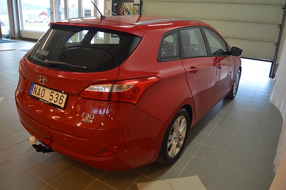 Hyundai i30 3 of 18