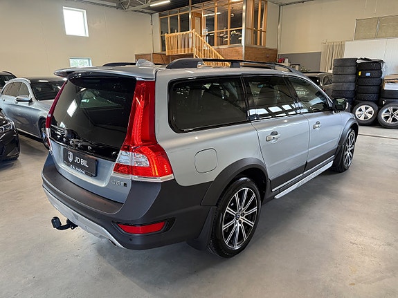 Volvo XC70 22 of 22