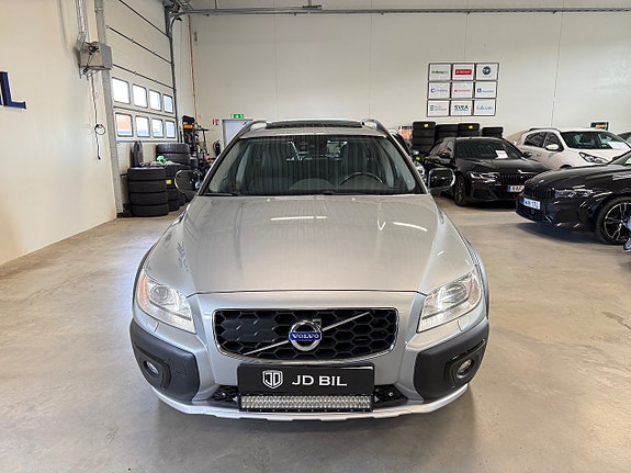 Volvo XC70 4 of 22
