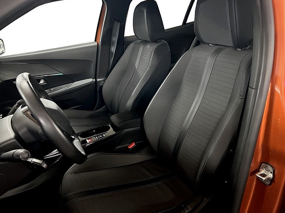 Peugeot e-2008 4 of 15