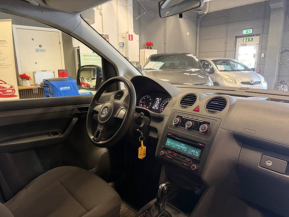 Volkswagen Caddy 17 of 18
