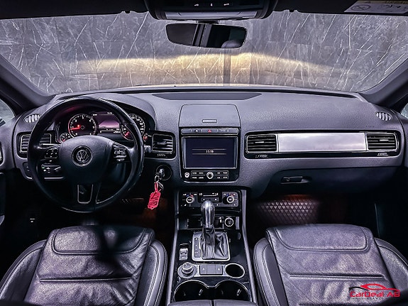 Volkswagen Touareg 13 of 27