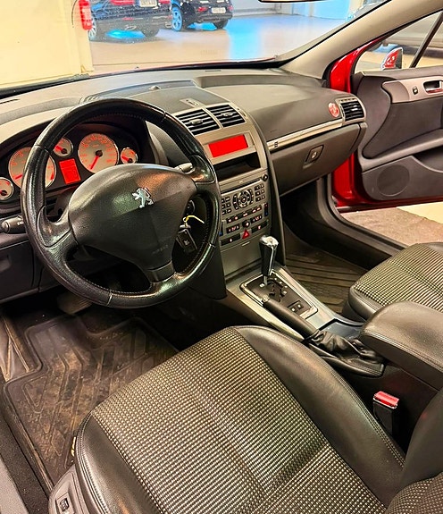 Peugeot 407 11 of 18