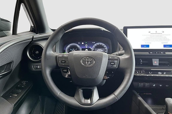 Toyota C-HR 10 of 11