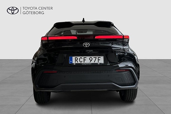 Toyota C-HR 5 of 11