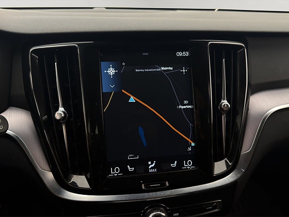 Volvo V60 21 of 30
