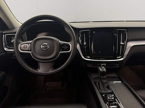 Volvo V60 14 of 30