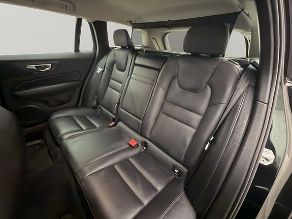 Volvo V60 30 of 30