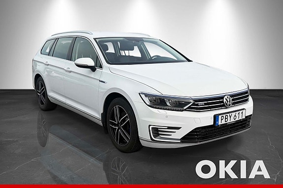 Volkswagen Passat 4 of 13