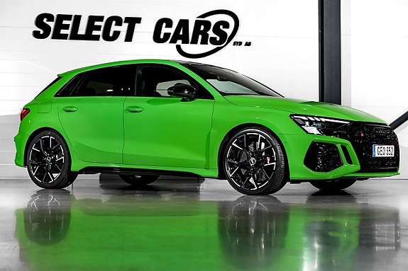 Audi RS3 2 of 23