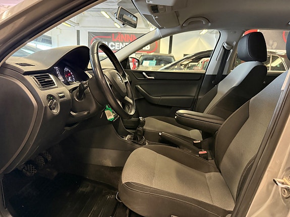 Skoda Rapid 11 of 22