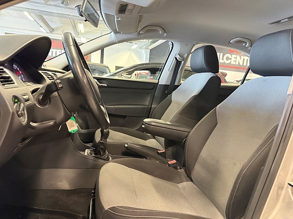Skoda Rapid 12 of 22