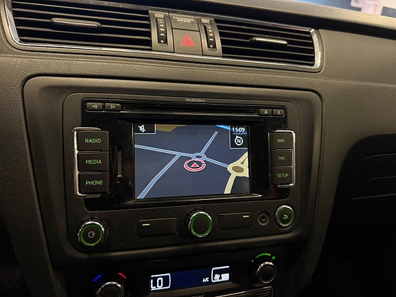 Skoda Rapid 16 of 22