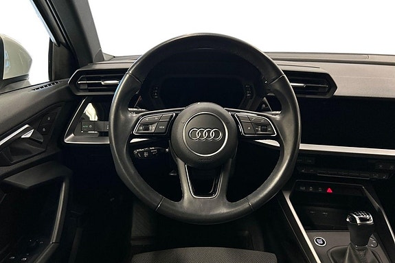 Audi A3 8 of 15