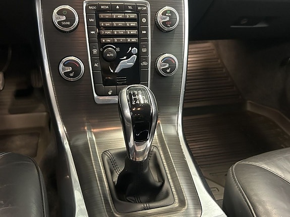 Volvo V70 16 of 22