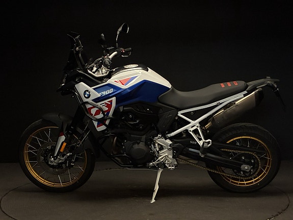 BMW F 900 GS 2 of 6