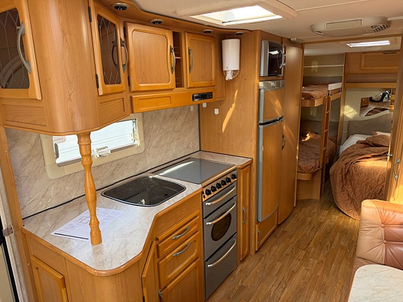 Kabe Royal 780 GLE KS * Barnkammare & AC * 7 of 13