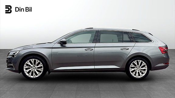 Skoda Superb 2 of 14