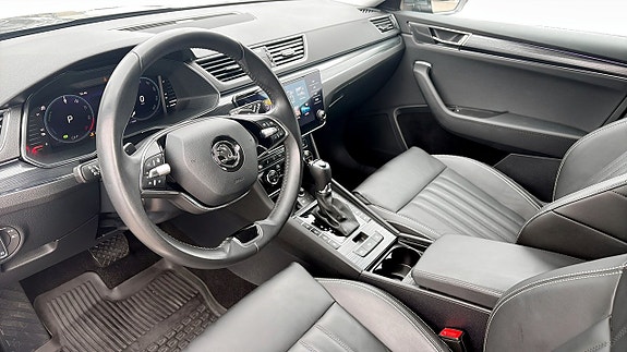 Skoda Superb 7 of 14