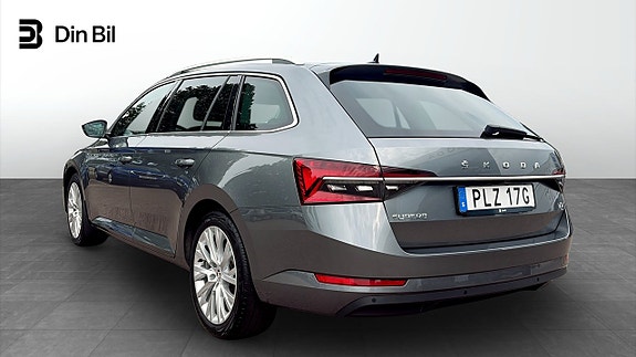 Skoda Superb 3 of 14