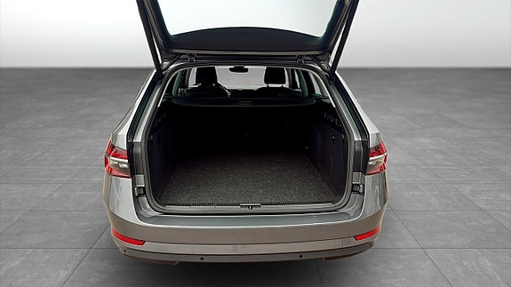 Skoda Superb 13 of 14