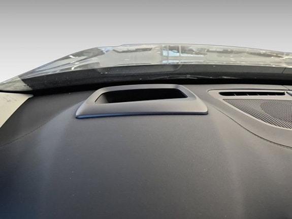 Volvo XC90 9 of 12