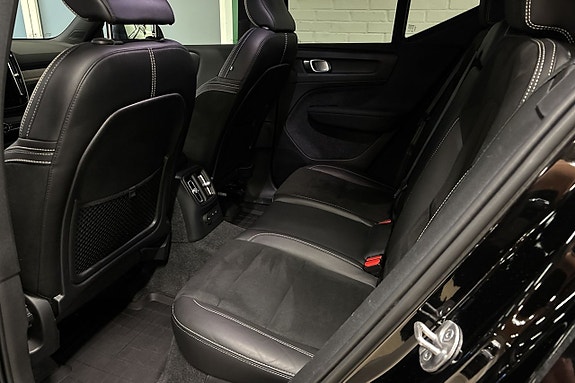 Volvo XC40 13 of 20