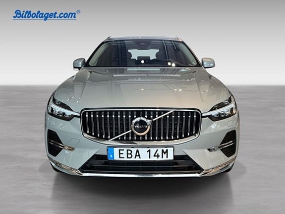 Volvo XC60 2 of 20
