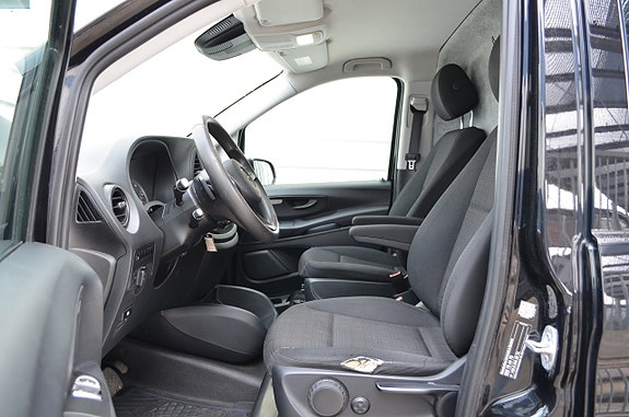 Mercedes-Benz Vito 119 18 of 20