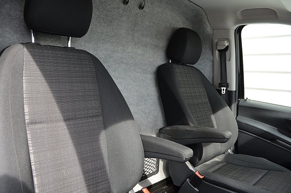 Mercedes-Benz Vito 119 17 of 20