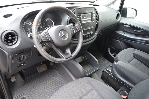 Mercedes-Benz Vito 119 2 of 20