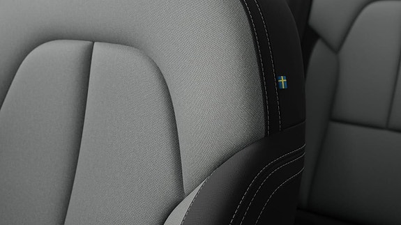 Volvo XC40 10 of 14