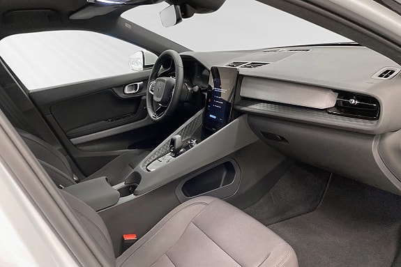 Polestar 2 6 of 11