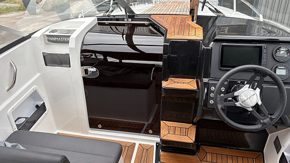 Finnmaster T6 - Yamaha F150 8 of 14