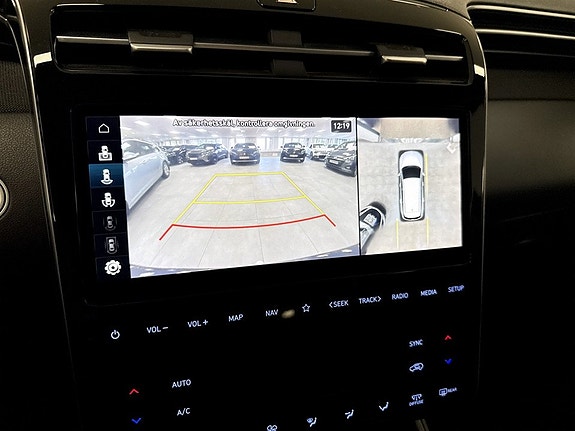 Hyundai Tucson 9 of 18