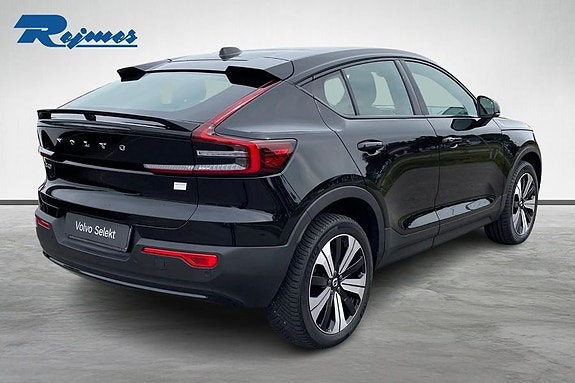 Volvo C40 2 of 21
