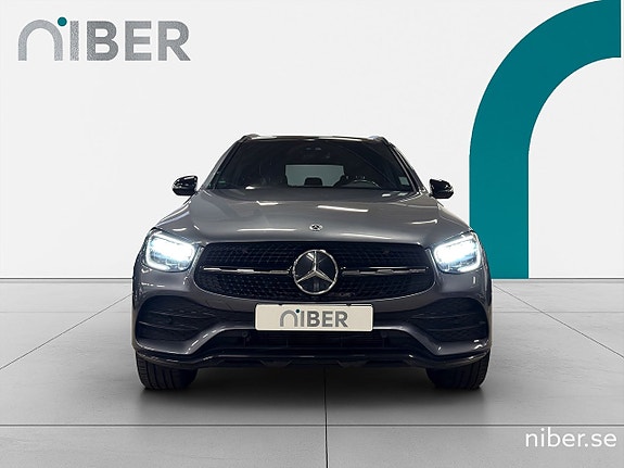 Mercedes-Benz GLC300 e 3 of 25