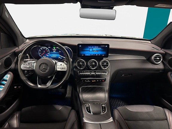 Mercedes-Benz GLC300 e 20 of 25