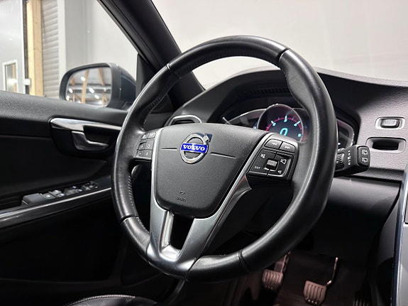 Volvo V60 20 of 27