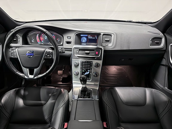 Volvo V60 17 of 27