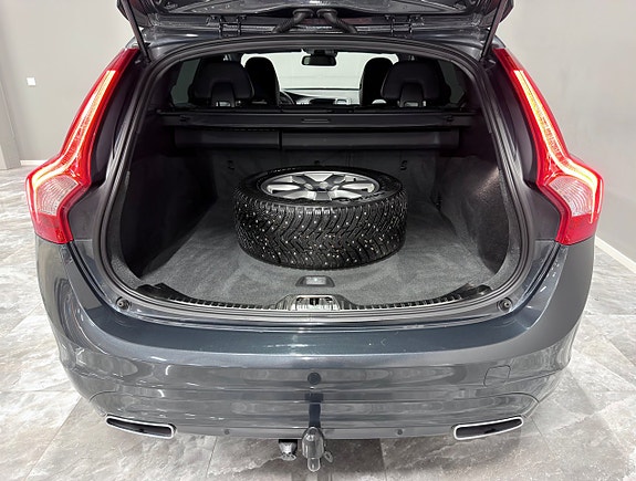 Volvo V60 27 of 27