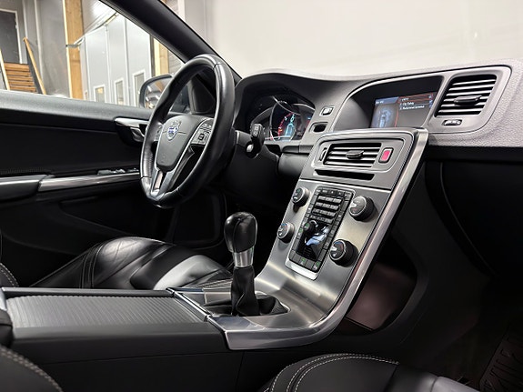 Volvo V60 21 of 27