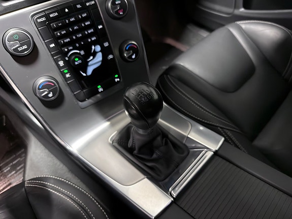 Volvo V60 19 of 27