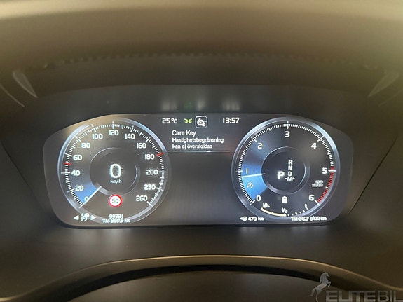 Volvo V60 Cross Country 13 of 25