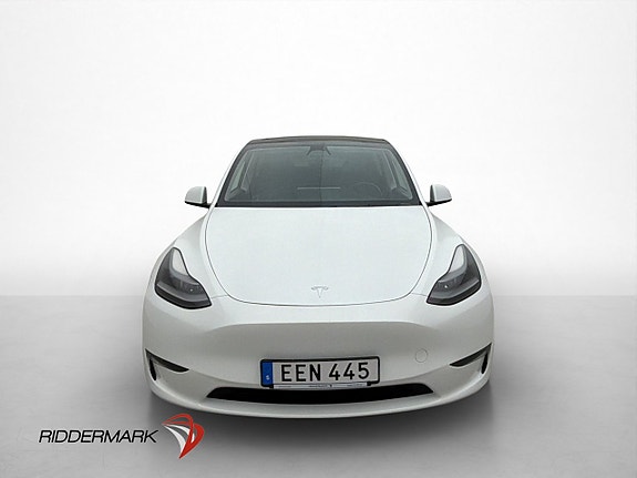 Tesla Model Y 3 of 30