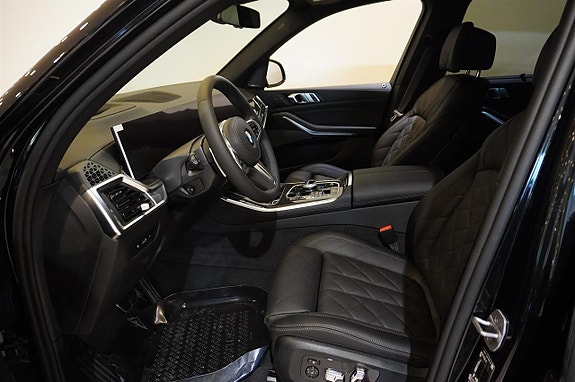 BMW X5 11 of 12