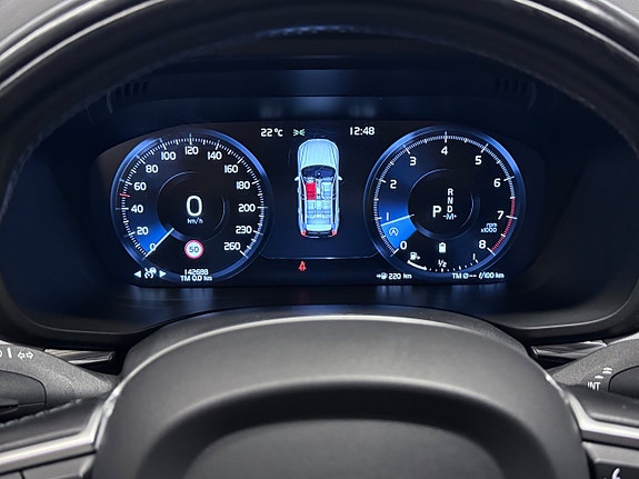 Volvo XC60 18 of 28