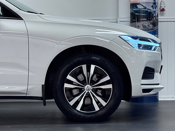 Volvo XC60 7 of 28