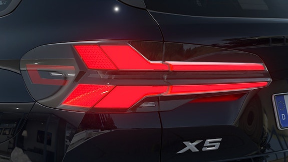 BMW X5 8 of 13