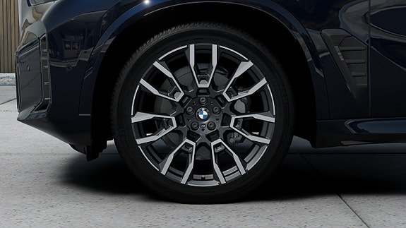 BMW X5 7 of 13